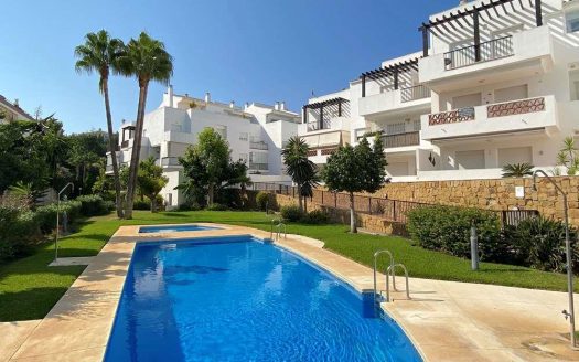 Apartment close to MIRAFLORES GOLF CLUB Riviera del Sol – Spacious & Bright Apartment!