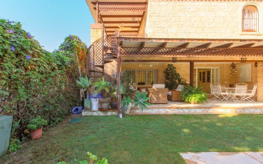 Exclusive Lettings in Andalusian style villa with pool very close to Puerto Banús, Marbella – Exclusiva Estancia en Villa Estilo Andalús con piscina muy cerca de Puerto Banús, Marbella