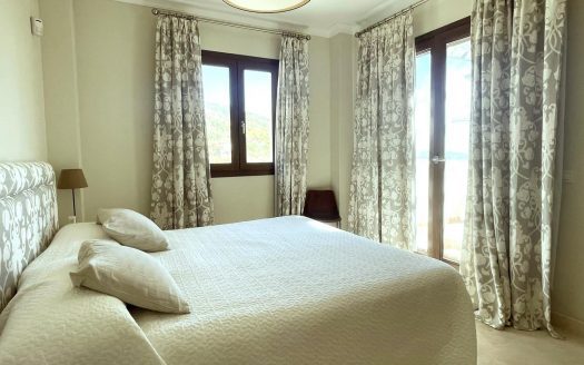 Corner Penthouse with views of the Sea and Golf Course in Finca Cortesin Marbella / Atico Esquina con vistas al Mar y Campo de Golf en Finca Cortesin Marbella