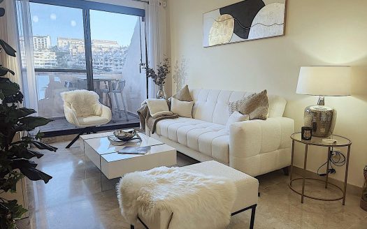 🔥🔥RENOVATED Penthouse & DESIGN Furniture for Sale🔥🔥 Would you like to wake up every day with the Mediterranean at your feet?